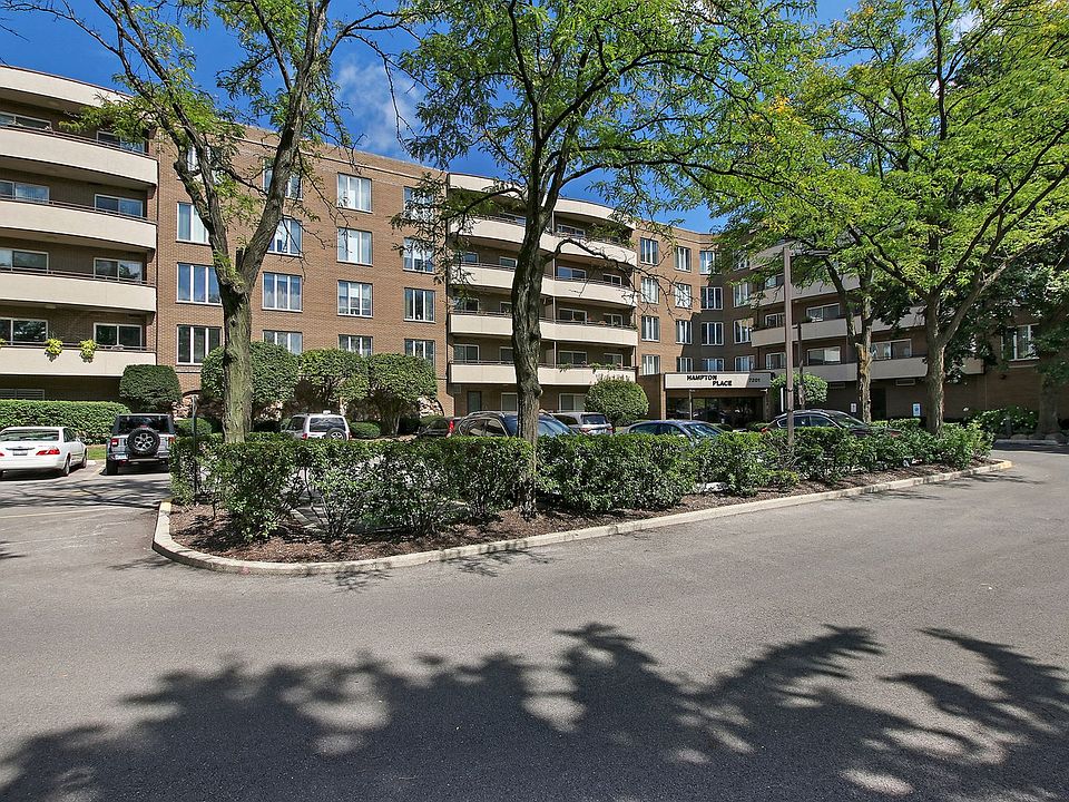 7201 N. Lincoln Ave. Lincolnwood Unit 303