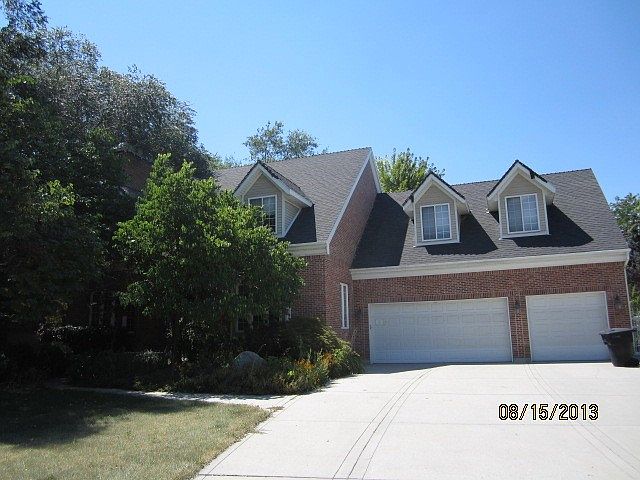 1st image of 6340 S Vinecrest Dr