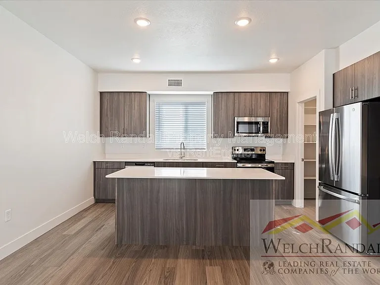2348 W James Way — Photo 10