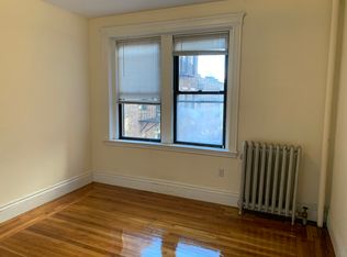 29 Park Dr #12A, Boston, MA 02215