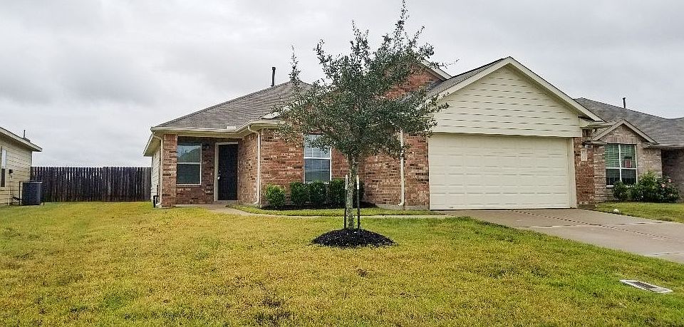 1st image of 931 Cascadera Ct