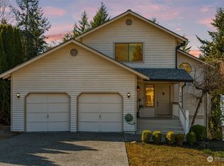 7029 119th Pl SE, Renton, WA