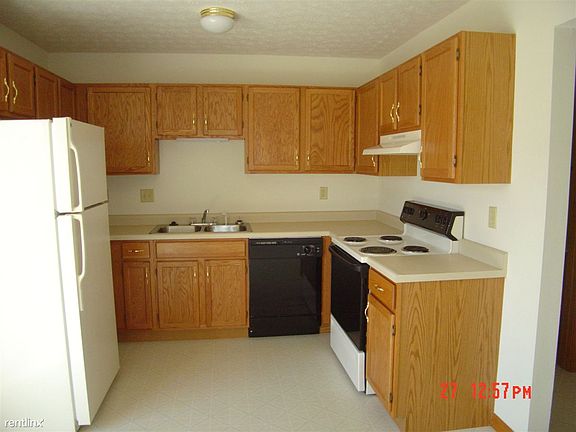 sandridge kitchen better picture march 27 2009 001