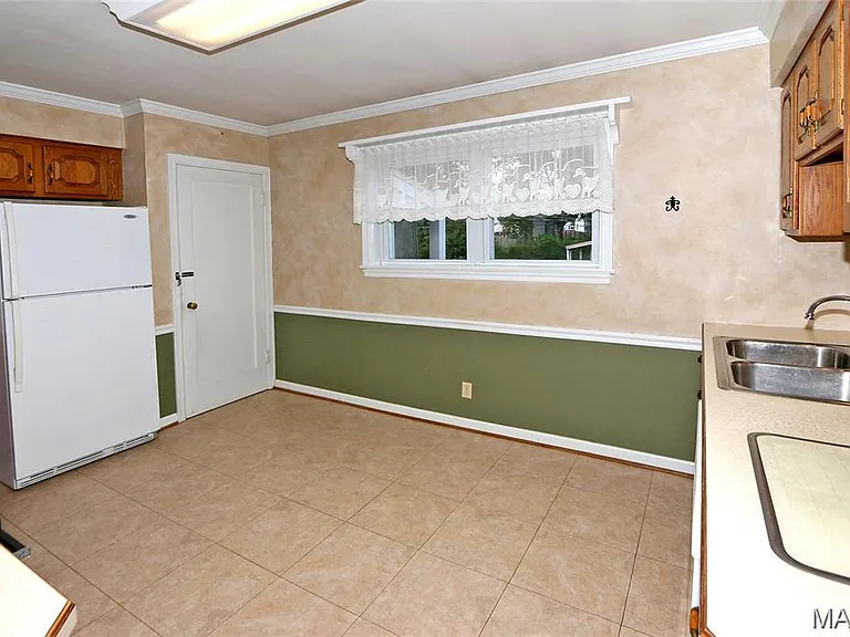 10501 Saint Michael Ln — Photo 11
