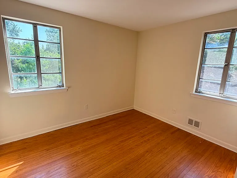 4022 W Chester Pike — Photo 12