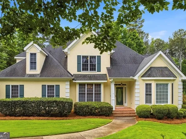 155 Lucky Leaf Pl, Fayetteville, GA 30214