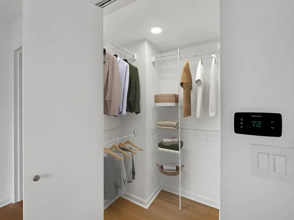 4-75 48th Avenue image 13 of 52