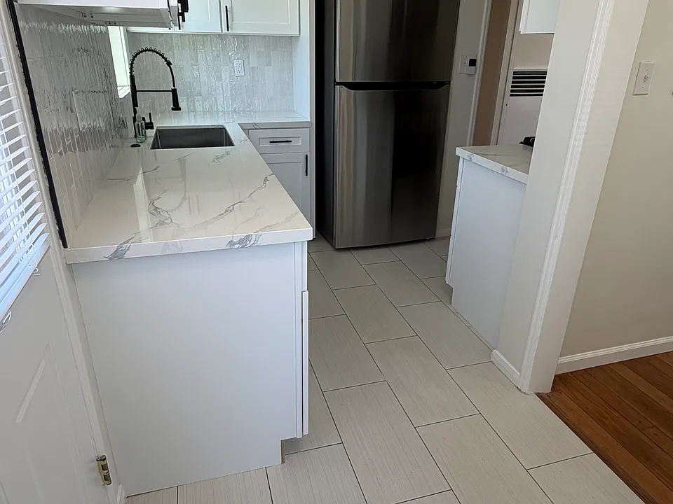 2311 Termino Ave