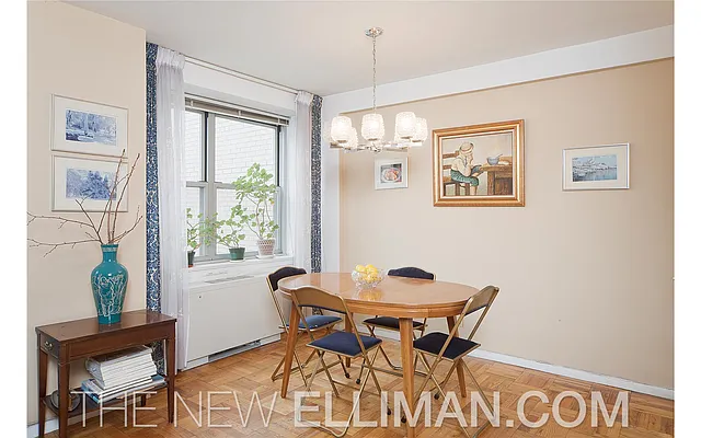 Sold by Douglas Elliman | media 32