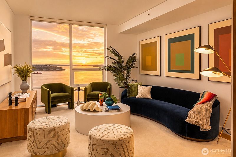 2nd image of 121 Stewart Street #3306