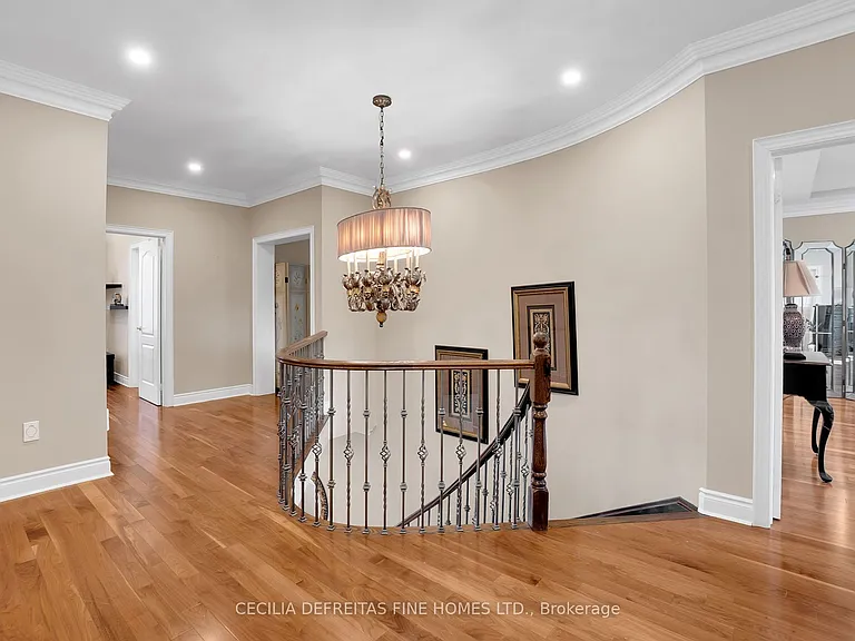11 Beauvista Ct — Photo 29