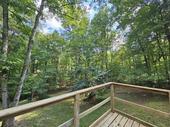 1882 Dunbar Rd, Woodlawn, TN 37191