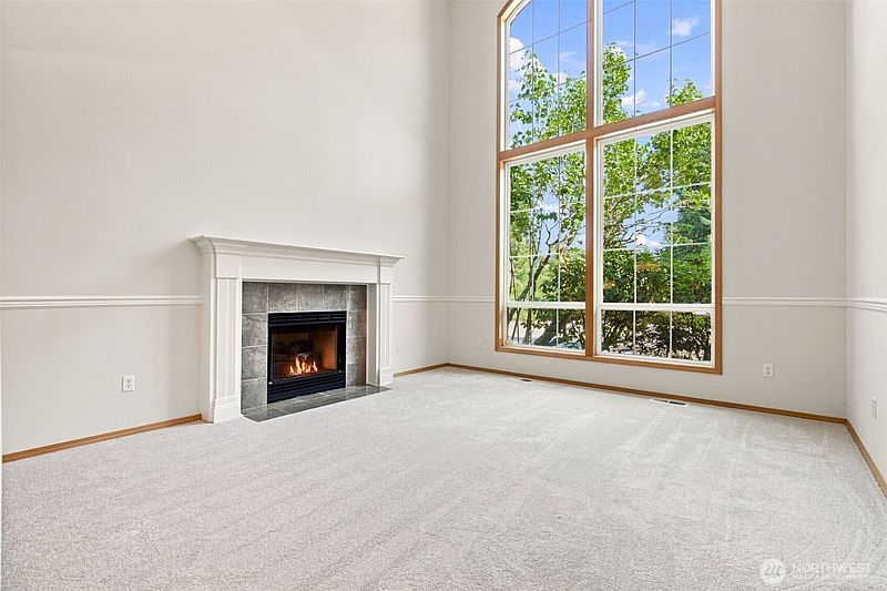 5th image of 4606 Saddleback Drive NW