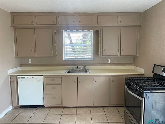 5th image of 2603 Florida St