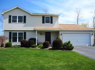 34 Hazel Bark Run, Rochester, NY 14606