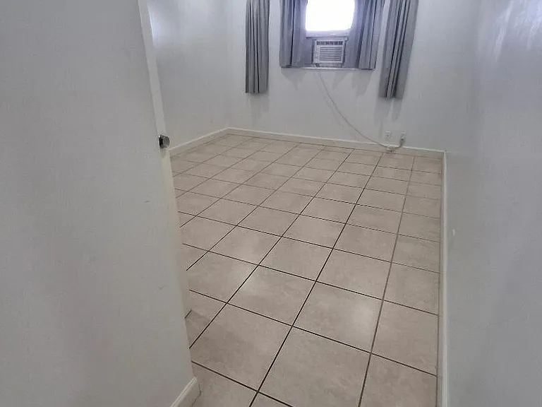 1250 E Sample Rd #303 — Photo 15