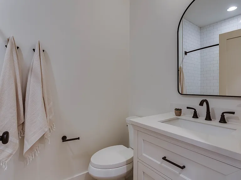 91 Willow Creek Dr — Photo 24