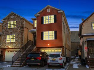 218 Atlantic St #1, Elizabethport, NJ 07206