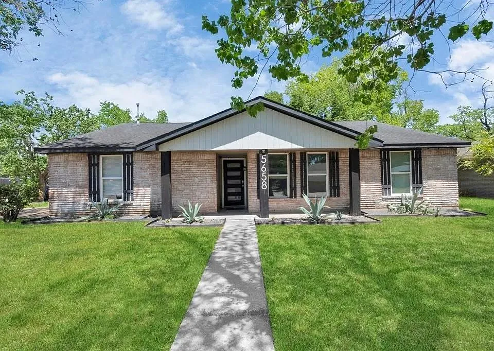 5658 Ludington Dr