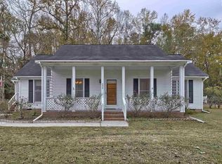 233 Woodridge Cir, Lugoff, SC 29078