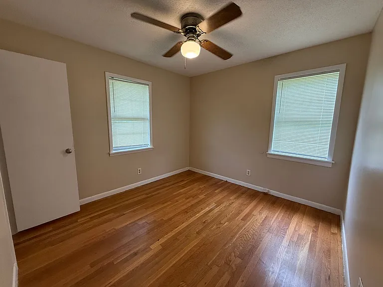 641 Dawson Ter NW — Photo 6