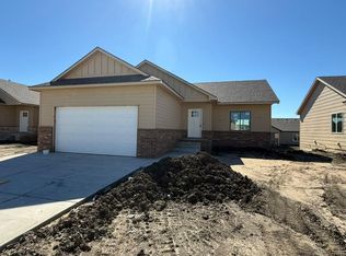 8967 E Joshua St, Wichita, KS 67226
