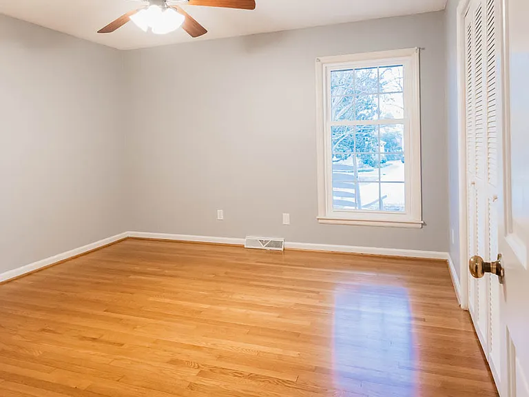 2822 Bedford St — Photo 11