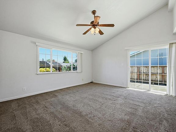 5th image of 4438 Springwood Drive