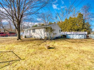 1 Astor St, Johnston, RI 02919