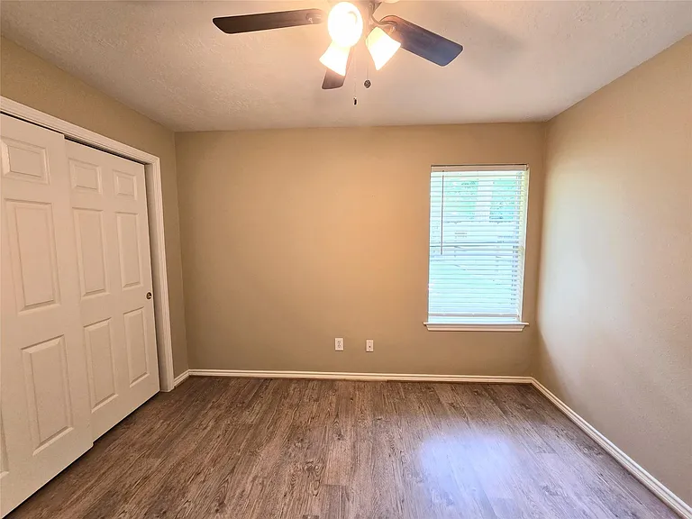 147 W Russet Grove Cir — Photo 26