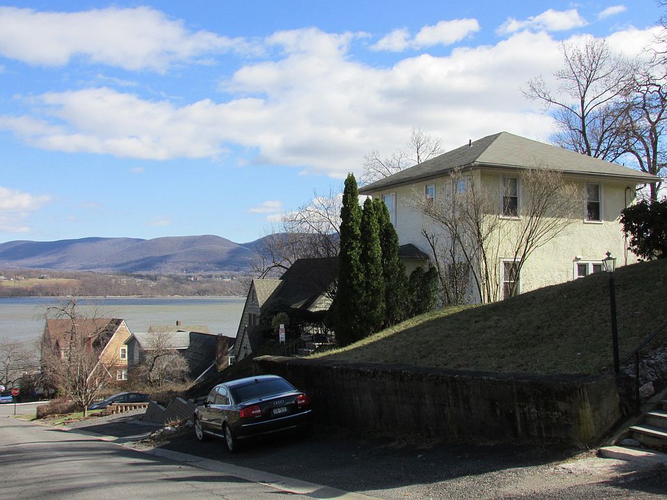 1st image of 17 Park Pl
