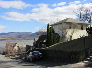 17 Park Pl, Newburgh, NY 12550