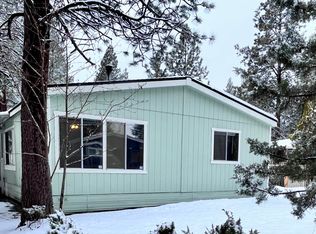 61040 S Queens Dr UNIT 15, Bend, OR 97702