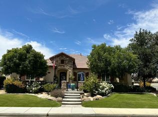 15520 Chateau Montelena Dr, Bakersfield, CA 93314