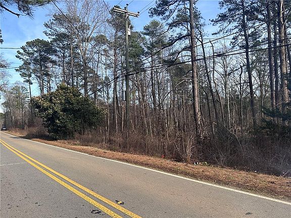 3rd image of 4386 Old Fairburn Rd S