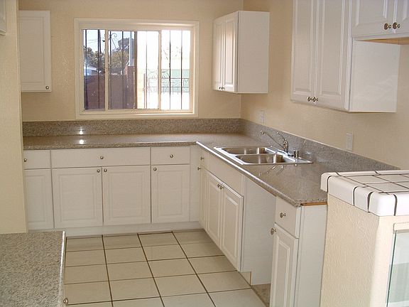 4th image of 514 Dalesford Dr