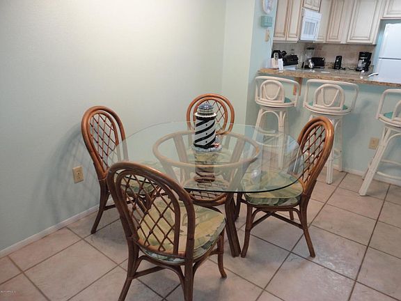 5th image of 52 Village Las Palmas Cir