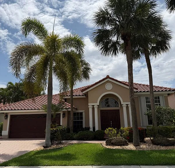 19496 Preserve Dr — Photo 1