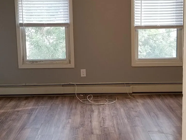 161 16th Ave #2 — Photo 3