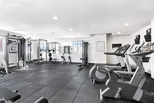 Rented by Sotheby's International Realty | media 21