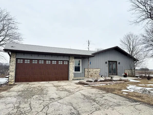 W11796 County Road F, Randolph, WI 53956