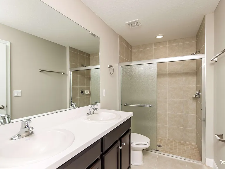 2110 Watkins Rd SE — Photo 8