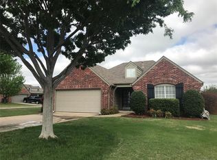 11901 S Juniper Ct, Jenks, OK 74037