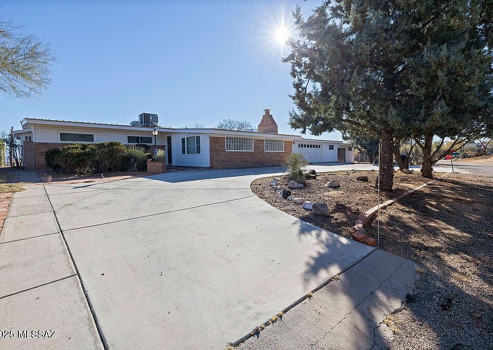 1st image of 881 S La Mesa Dr