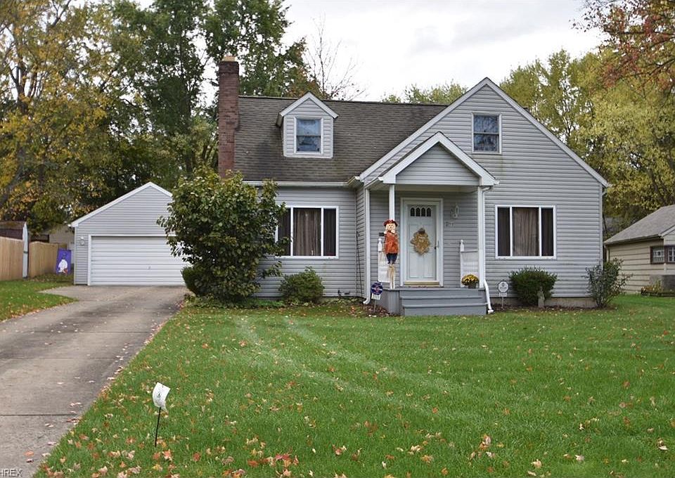 1st image of 2111 Hermosa Dr