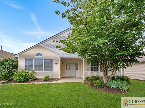 281 Mockingbird Dr, Monroe Township, NJ 08831