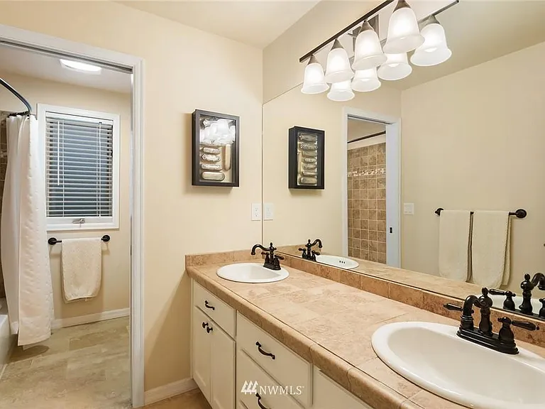 22043 NE 140th Way — Photo 8