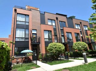 2347 W George St, Chicago, IL 60618