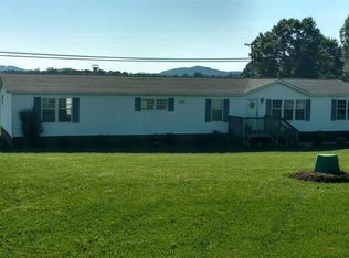 2241 Sulphur Springs Rd, Hiddenite, NC 28636