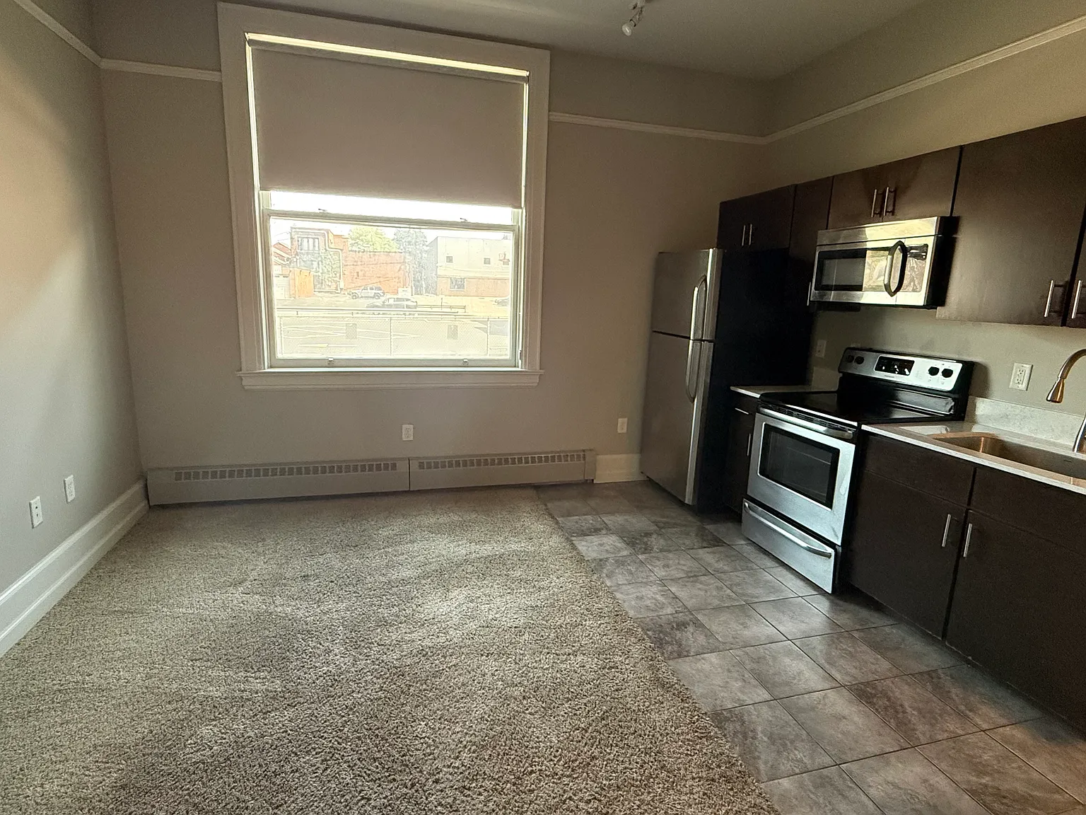 1 bed, 1100 sqft, $1,000 — Photo 1